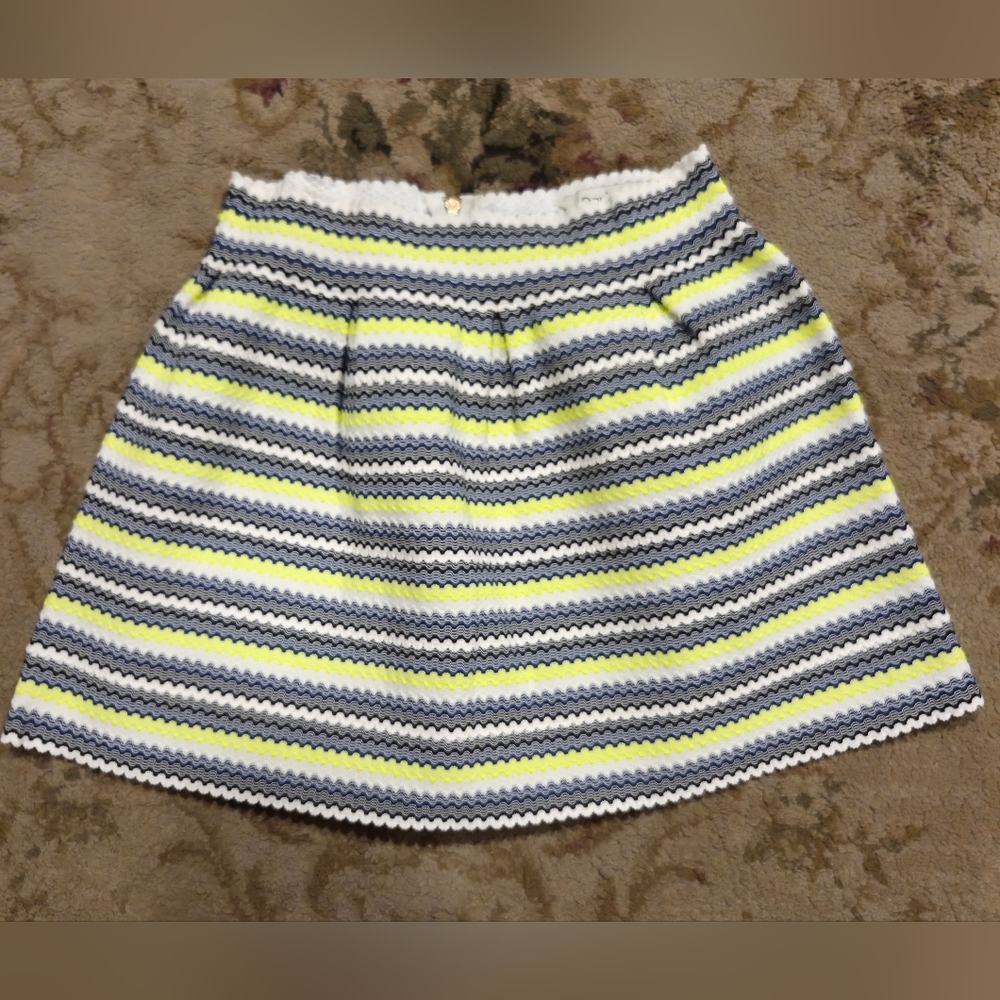 DAVI & DANI Zigzag Striped Mini Skirt - Yellow, Black, White Size Medium